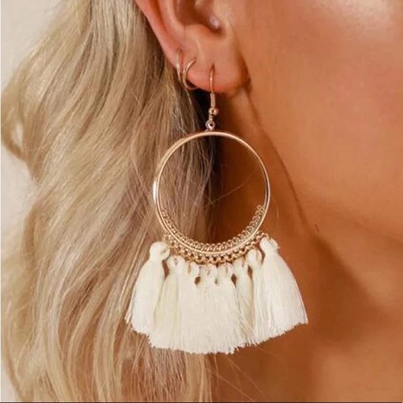 “Arriba!” Boho Festival Tassel Fringe Hoop Fun/Cute Summer Beach Party Earrings - Picture 9 of 16